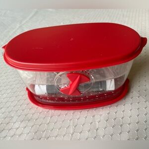 Progressive Prep Solutions Berry Keeper, NEW, Red & Clear With Instructions